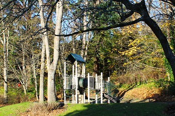 Playground at Leeds Park